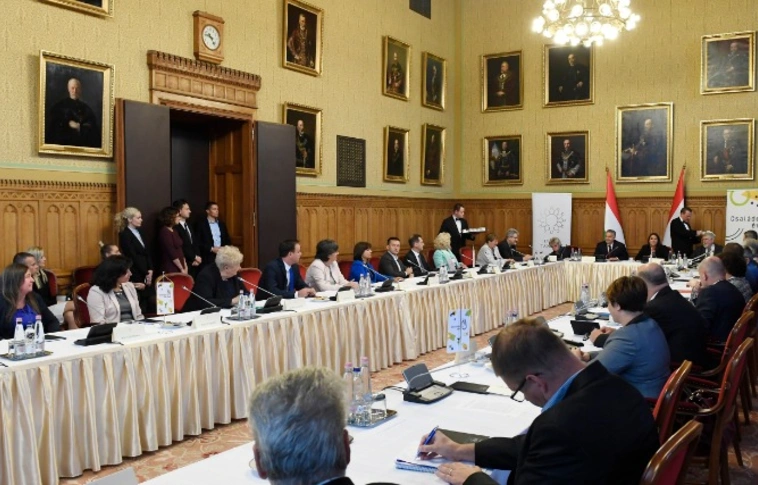 Idén is lesz nyugdíjprémium, több, mint tavaly