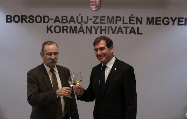 Idén is együtt köszöntötte az új évet a kormányhivatal és a BOKIK 