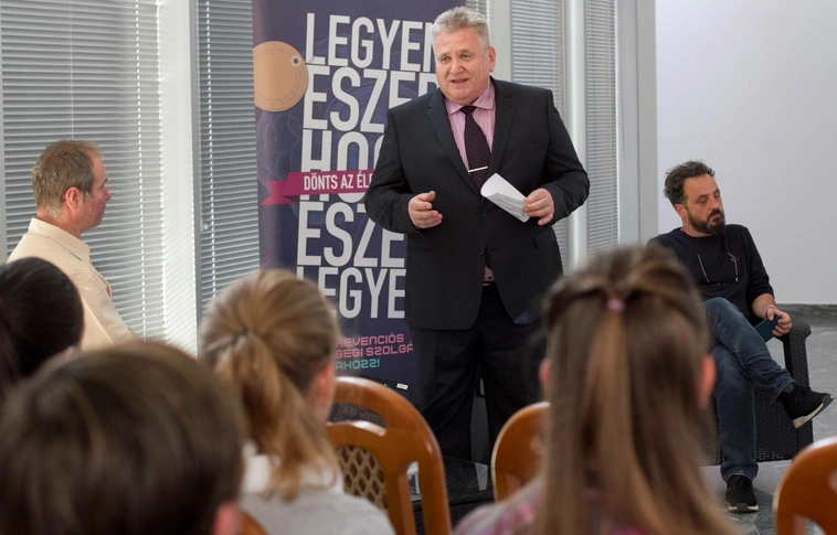 „Legyen eszed” – Elkezdődött az ifjúságfejlesztő programsorozat negyedik évada