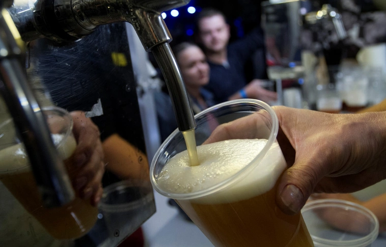 Őrületes három éjszaka vár a miskolciakra: sörfesztivál a Népkertben (Részletes programmal!)