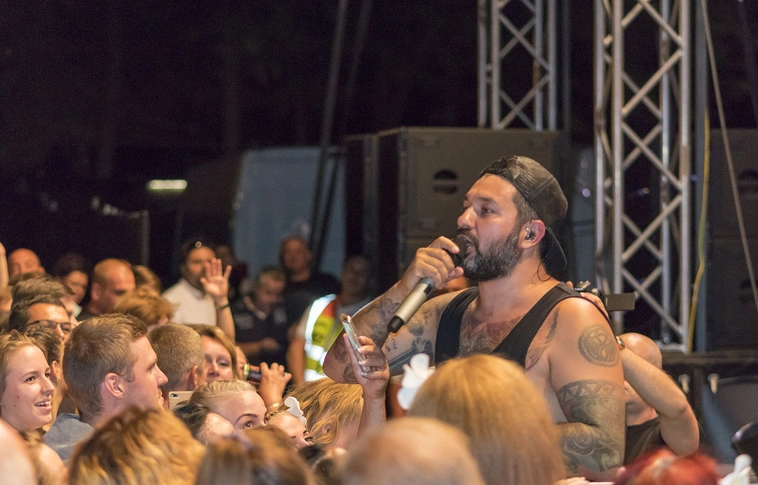 "Jó itt muzsikálni nálatok" – A Sörfeszt színpadát a Magna Cum Laude is "belakta"