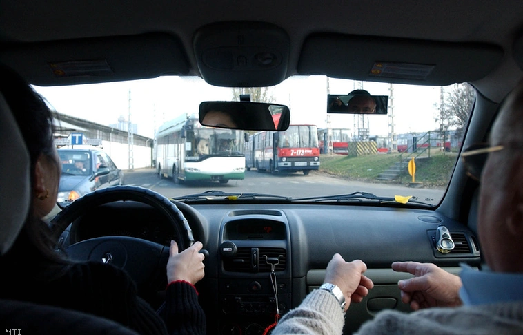 Állami támogatás KRESZ-vizsgához