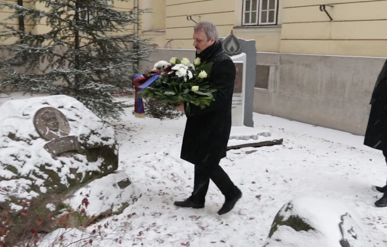 "Wass Albert következetesen és megalkuvás nélkül magyar volt" - megemlékezés a Megyeháza udvarán