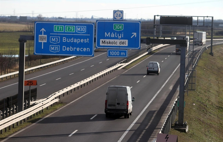 Vasárnapra virradóra ismét karbantartás lesz az útdíj-értékesítési rendszerekben