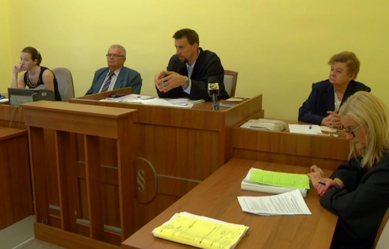 Előkészítő ülésen kapott ítéletet az élettársát mellkason szúró vádlott