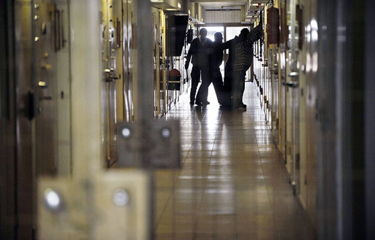 Súlyos börtönbüntetéseket kaptak a Boszporusz híd lezárása miatt bíróság elé állított katonák