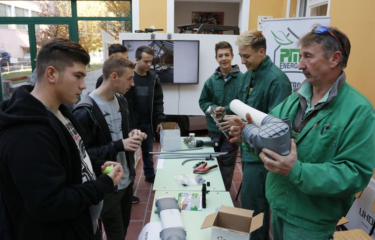 Építsd a jövőd:  bemutató az építőipari szakmák szépségeiről Miskolcon (Képgalériával!)