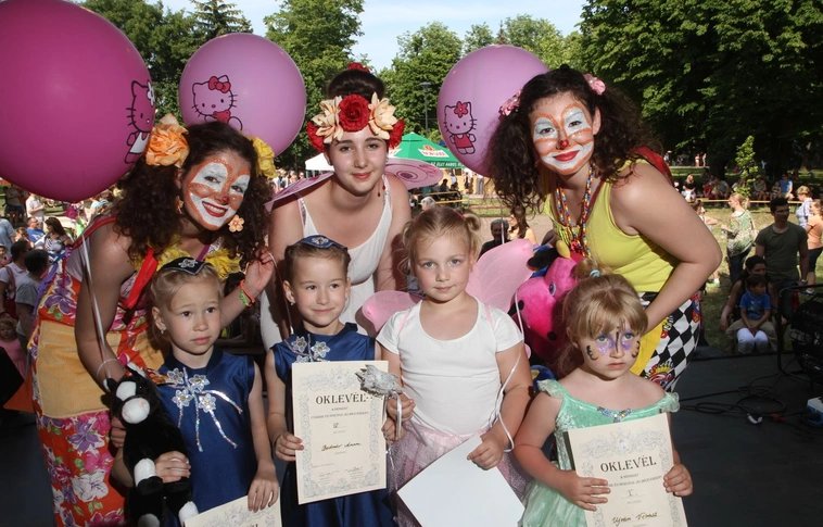 Miskolc városi gyermeknap és ezer lámpás éjszakája