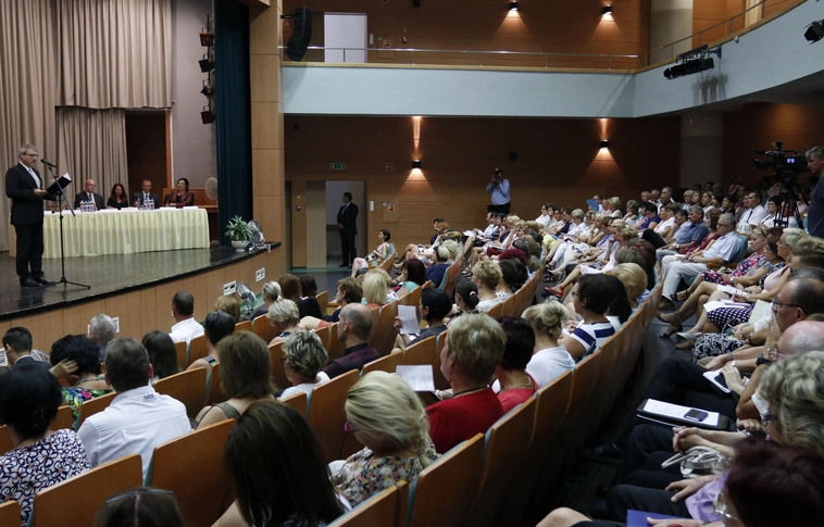 Tanévnyitó az Avasiban: "A közoktatáson, a pedagógusokon is múlik, milyen lesz a jövő Magyarországa"