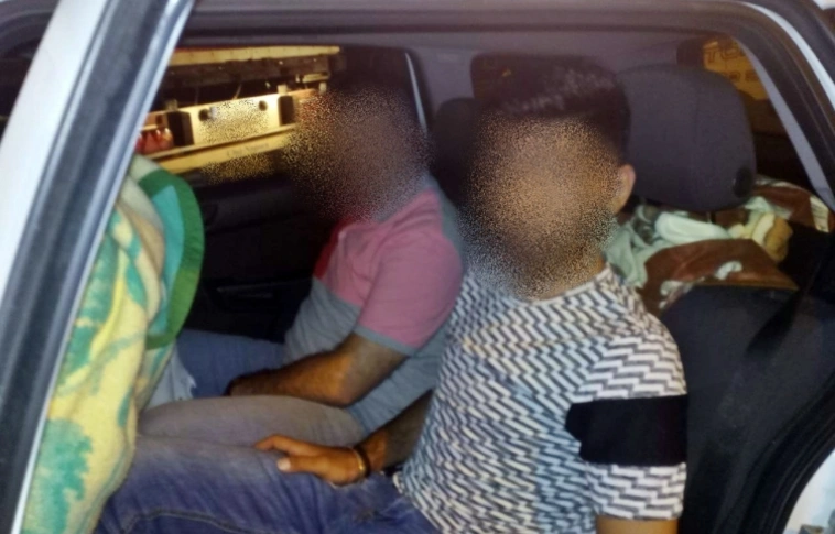 Mintha csak a haverjaival utazott volna