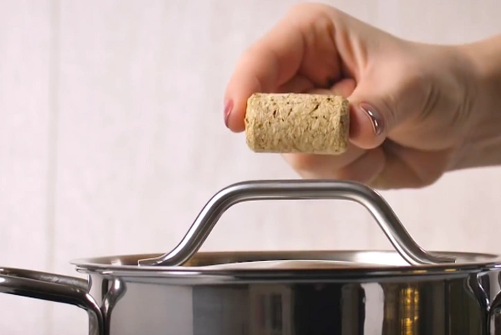 Ne dobjuk ki a dugót: Praktikus lehet főzés közben is!
