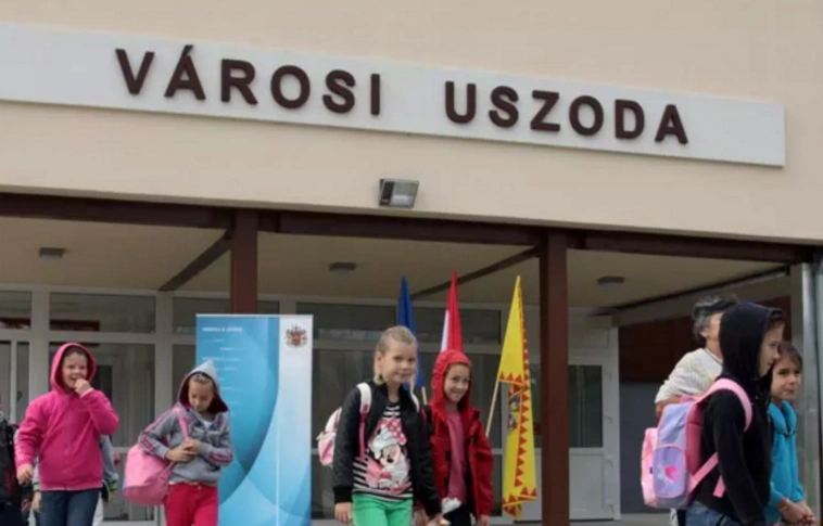 Korábban nyit a Diósgyőri Tanuszoda