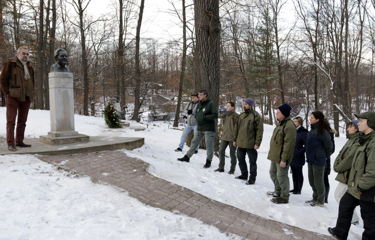 Emléknap: Gerald Durell munkásságára emlékeztek a Miskolci Állatkertben