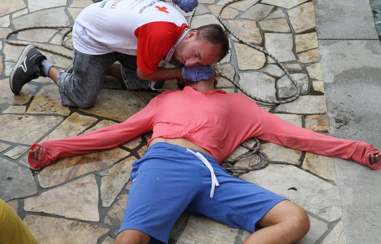 Ha jövőre szerez jogsit, már nem kell, hogy tudjon elsősegélyt nyújtani