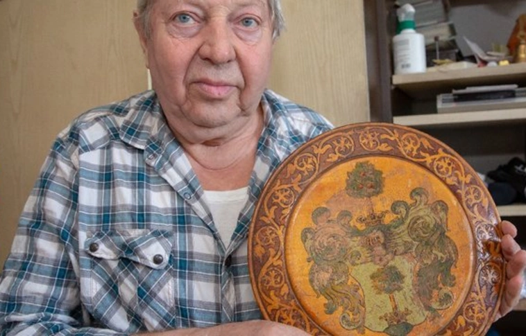 Családi gyűrű ura Kempelen ük-ükunokája