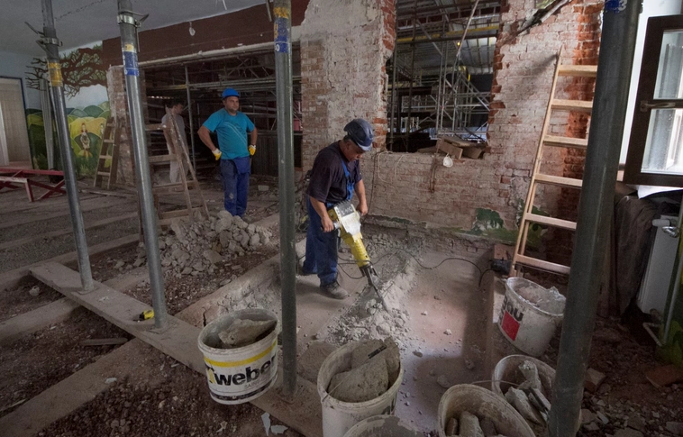 Megújul a Csodamalom Bábszínház és a Művészetek Háza infrastruktúrája