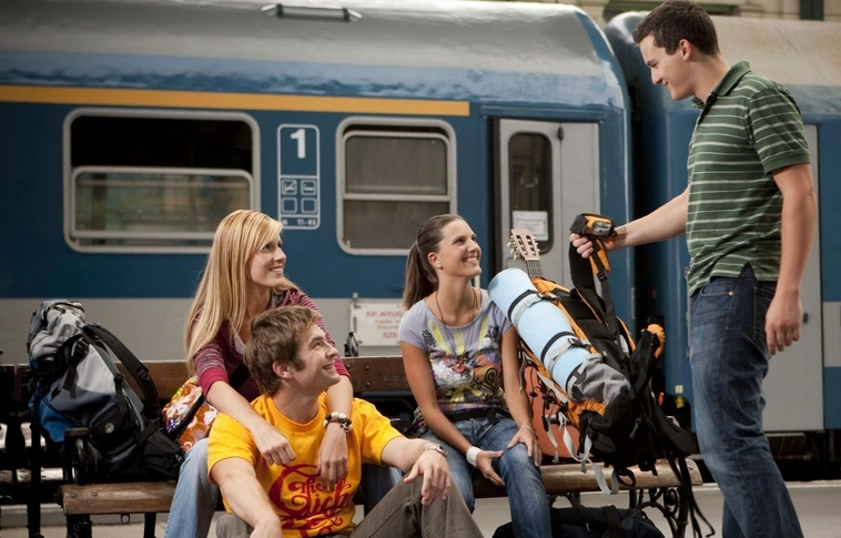 Szombattól nyári menetrendre áll át a MÁV