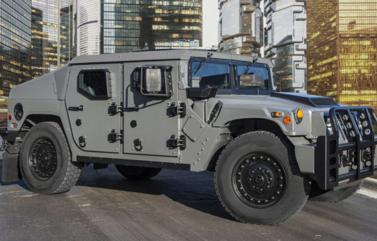 Már csak egy kérdésünk maradt: van feketében is?