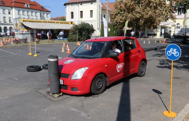 Megmutatják, hogyan lehet biztonságosan közlekedni