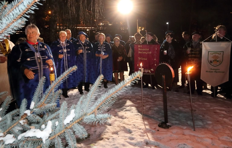 Borlovagokat avatott az István Nádor Borlovagrend (Képgalériával!)