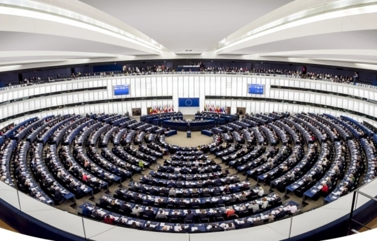 Itt a Fidesz-KDNP EP-listája