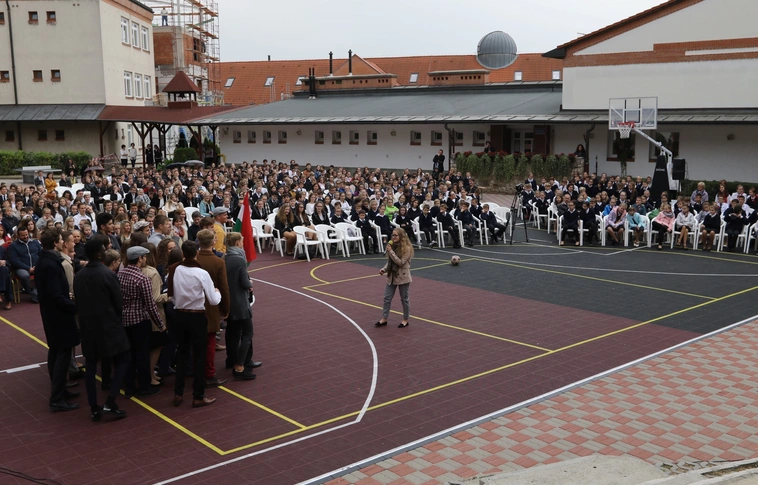 Megújult közösségi terek a jezsuita gimnáziumban