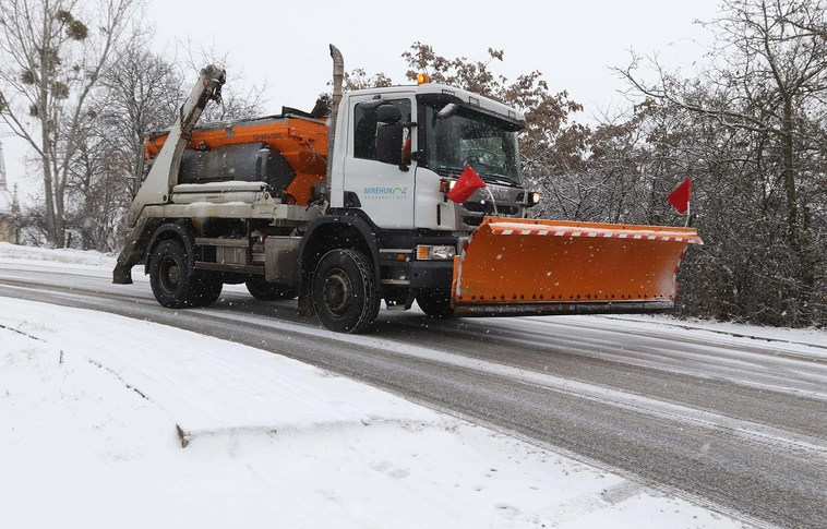 Hózápor, csípős éjszakák és fagyos nappalok jönnek (Frissítve!)