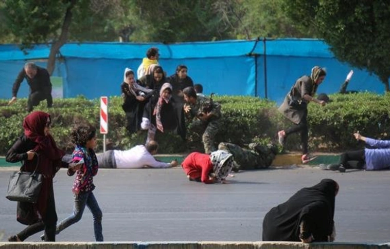 Pusztító bosszúval fenyegetett az iráni Forradalmi Gárda