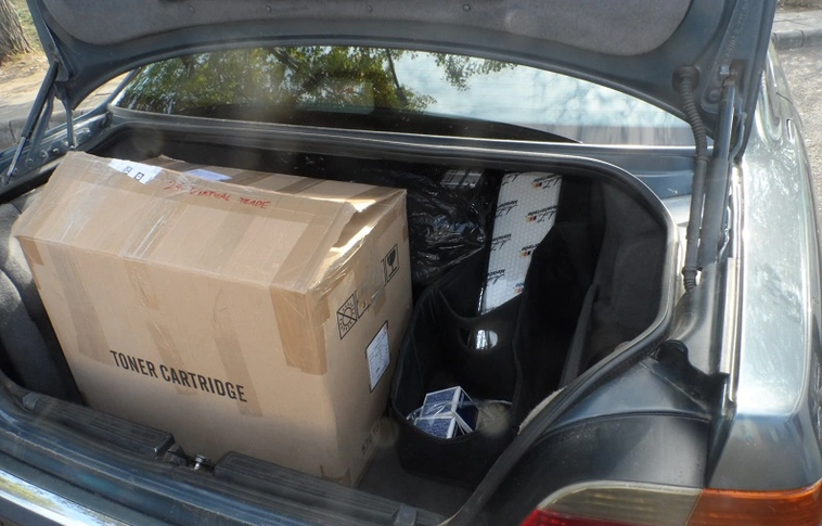 Két hét alatt kétszer próbálkozott a cigicsempész