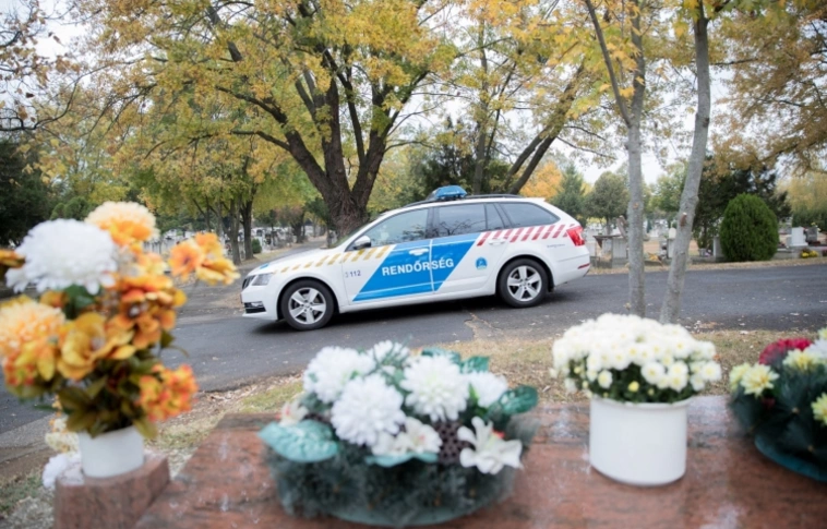 Rendőrség: vigyázzunk értékeinkre mindenszentek és halottak napján is!