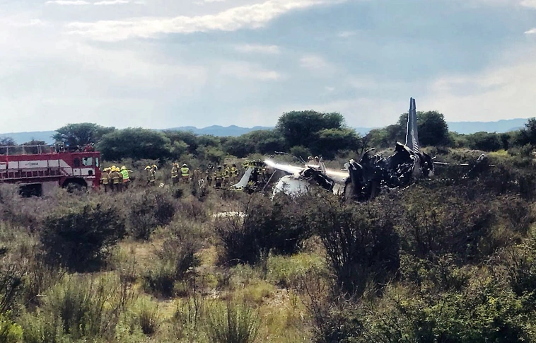 Borzalmas légibaleset történt, földbe csapódott egy utasszállító