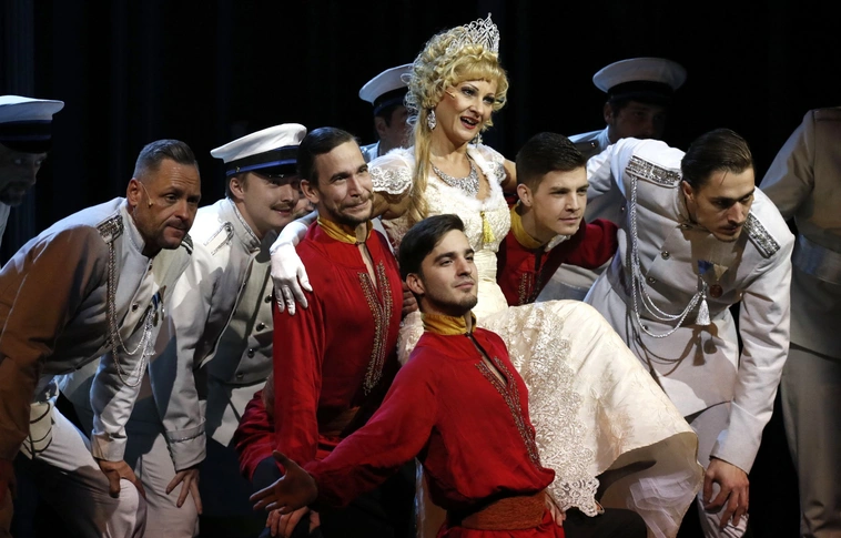 A cirkuszhercegnő: újabb nagy sikerű színházi előadás a Salkaházi programban