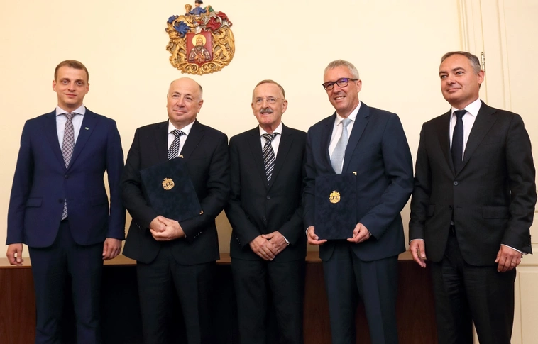 Autóipari nagyvállalat a miskolci kultúra szolgálatában