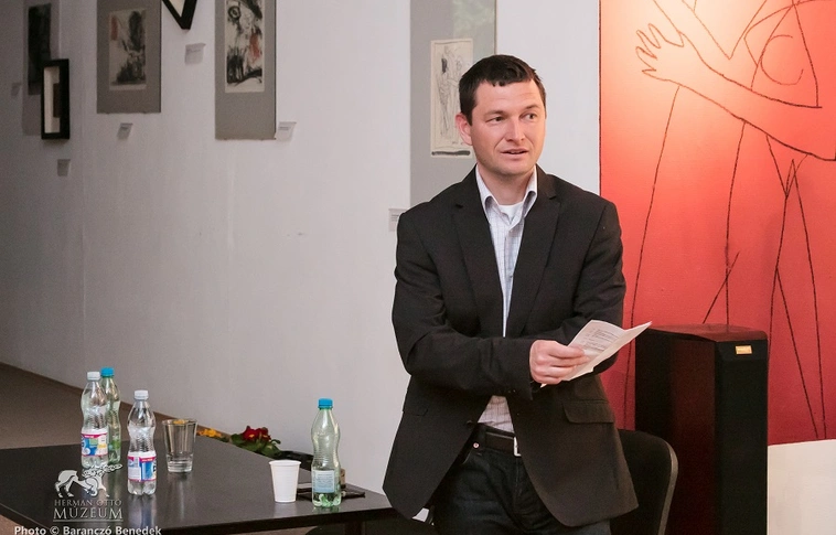 Szörényi Gábor András maradt az igazgatóhelyettes