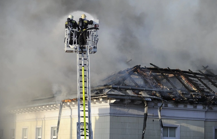 Teljesen megsemmisültek a DK irodái