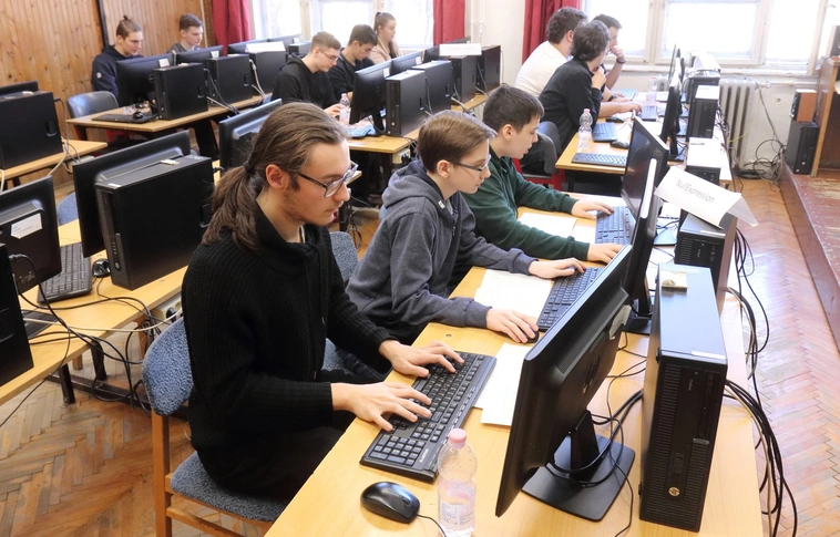 programozo verseny