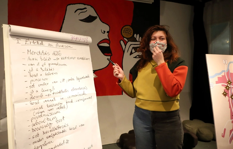 avasi közösségi kávézó 