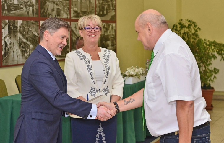 Díjakat adott át az MVK a miskolci közösségi közlekedés elindulásának 128. évfordulóján.