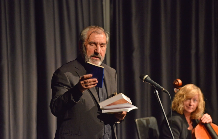 Eperjes Károly zenés irodalmi estje Miskolcon. Fotó: Osztie Tibor