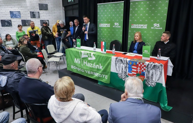 Mi Hazánk lakossági fórum Miskolc. Fotó: Mocsári László