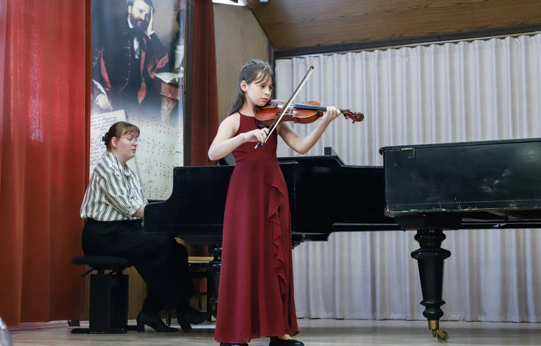 Borsod-Abaúj-Zemplén Vármegyei Hegedűs Találkozó. Fotó: Mocsári László