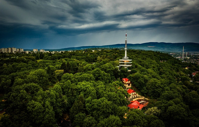 időjárás viharfelhők / Avasi Borangolás