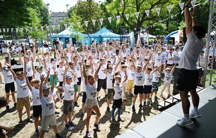 Bemelegítés a tavalyi rendezvény előtt. Fotó: MOB