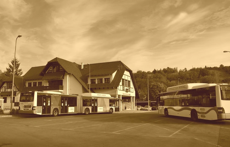 Bagolyvár