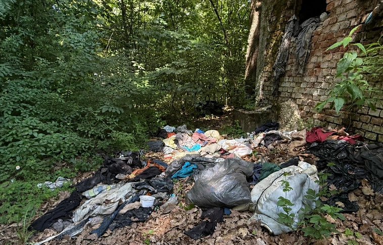 Majális park szemét