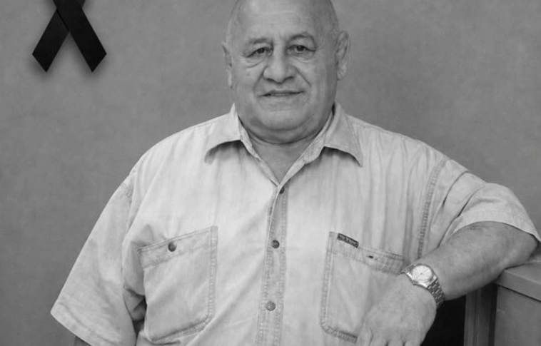 Elhunyt Rusznyák József