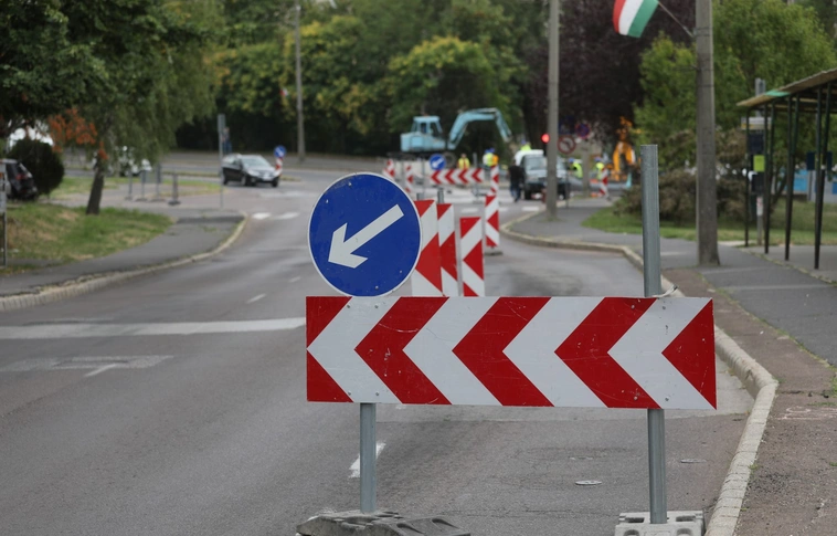 Csőcsere a Klapkán