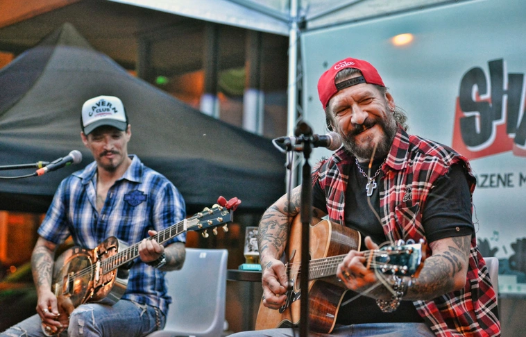 Utcazene-fesztivál péntek