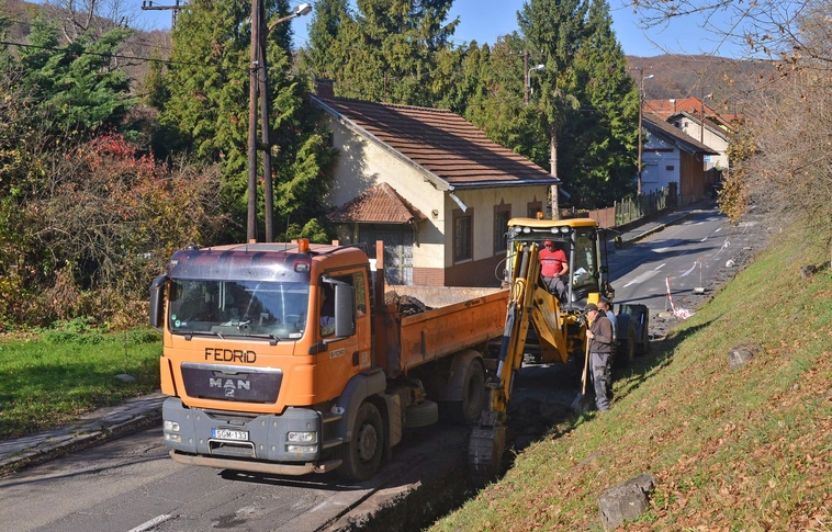 Perecesi ivóvízvezeték-csere
