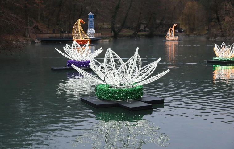 Advent a a miskolctapolcai tóparton. Fotó: Juhász Ákos